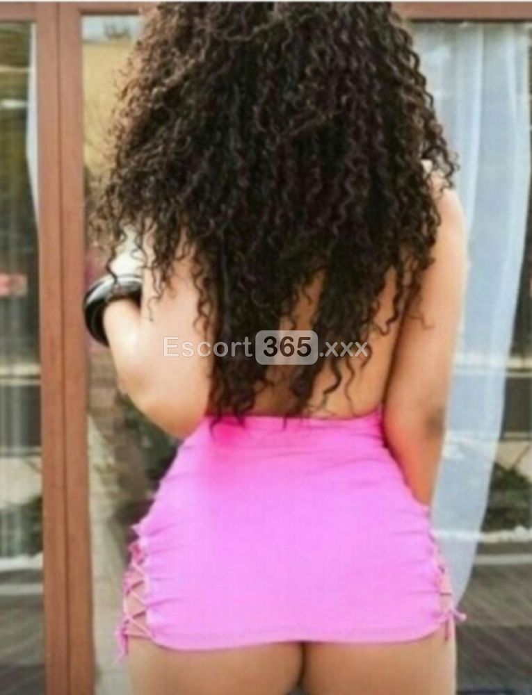 Karla: Vivi Momenti Magici con Me - Escort a Pietra Ligure - Foto 2