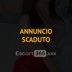 Lisa: Vivi un'Esperienza di Relax Unica Massaggi Erotici - Treviso: benessere sensoriale e relax