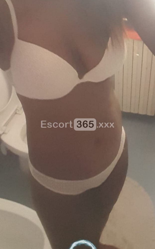 Lea: Tanta Passione - Escort a Rimini - Foto 1