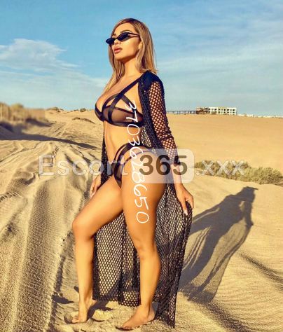 Veronica: Intrigante ed Elegante - Escort a Roma - Foto 3
