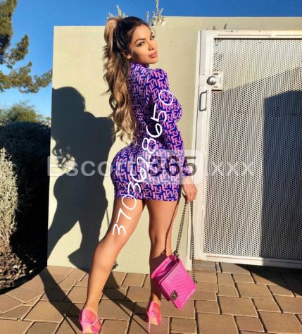 Veronica: Intrigante ed Elegante - Escort a Roma - Foto 4