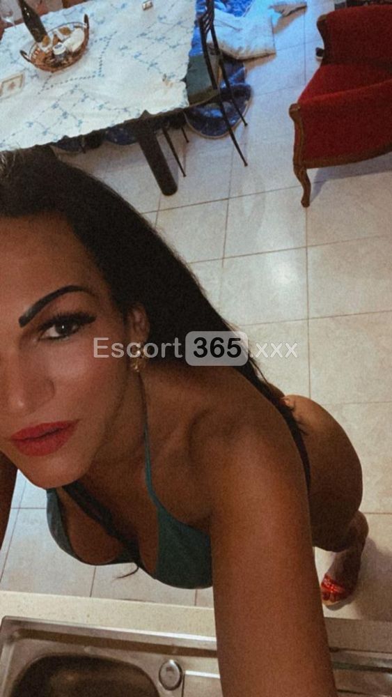 Nina Tramontyna: Un Sogno a Occhi Aperti - Trans a Crotone - Foto 19