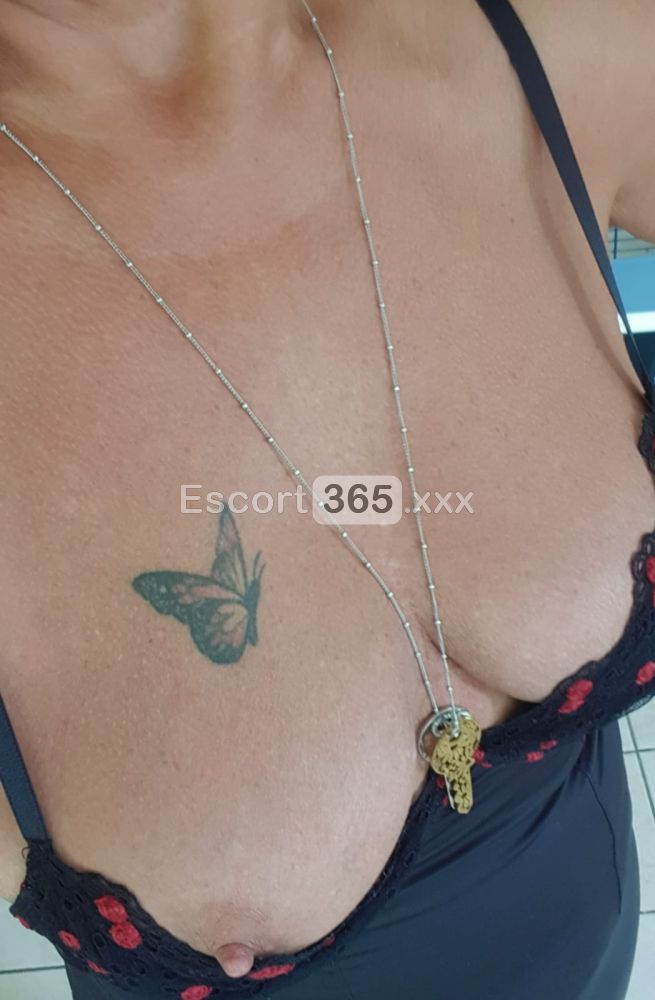 Alice: Incontra una Vera Milf Italiana - Escort a Levico Terme - Foto 5