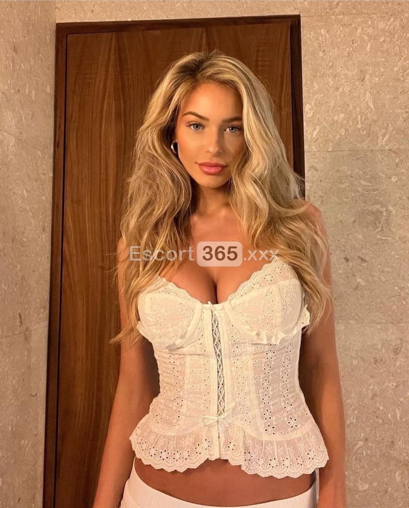 Victoria: Gusta il Piacere del  Vero Peccato - Vip Escort a Bolzano / Bozen - Foto 39