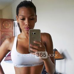 Viola: Desiderio Proibito Escort Ferrara: annunci, incontri e recensioni reali di Vip Escort, Escort, Pornostar, Trans, Massaggi, Mistress, Coppie e Orientali.