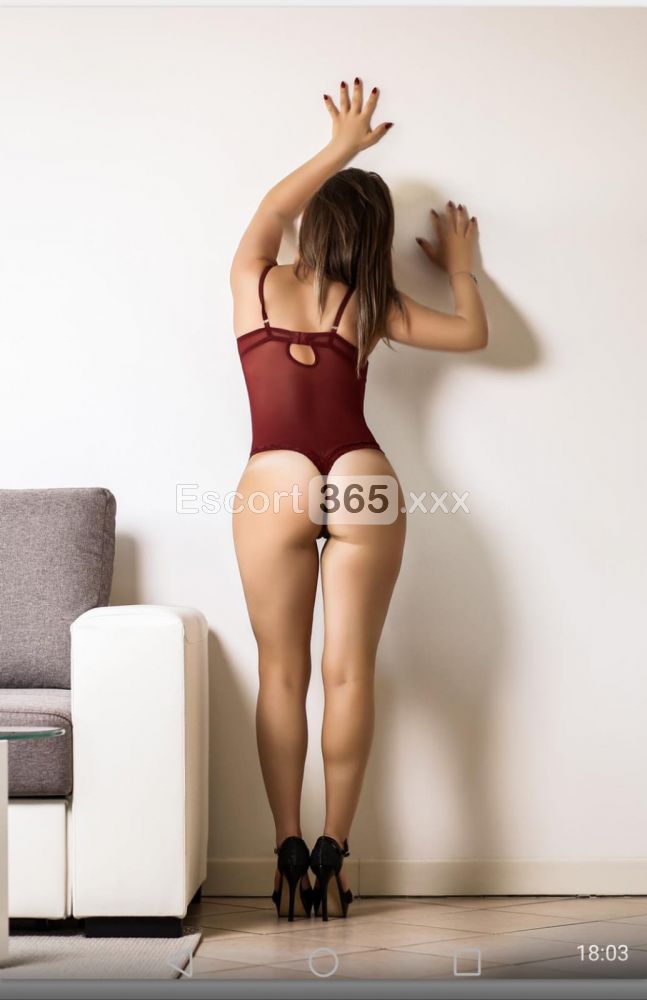 Veronica: Fascino Maturo - Escort a Bergamo - Foto 2