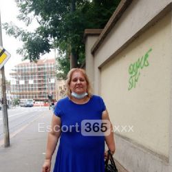Donatella: Italiana 50enne Escort Pinerolo: annunci, incontri e recensioni reali di Vip Escort, Escort, Pornostar, Trans, Massaggi, Mistress, Coppie e Orientali.