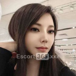 Luna: Orientale Vivace e Affascinante Orientali - Escort e Massaggiatrici Asiatiche Verificate | Escort365.xxx