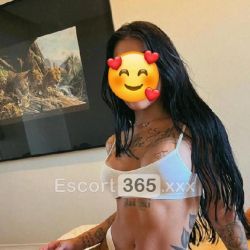 Suzy: Ragazza Caldissima Escort Roseto degli Abruzzi: annunci, incontri e recensioni reali di Vip Escort, Escort, Pornostar, Trans, Massaggi, Mistress, Coppie e Orientali.