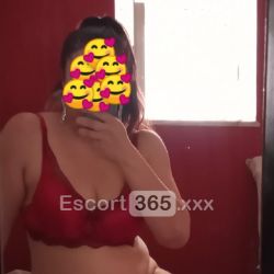 Monica La Siciliana: Esperta e Travolgente Pornostar e PSE - Catania: incontri con le dive del cinema hard