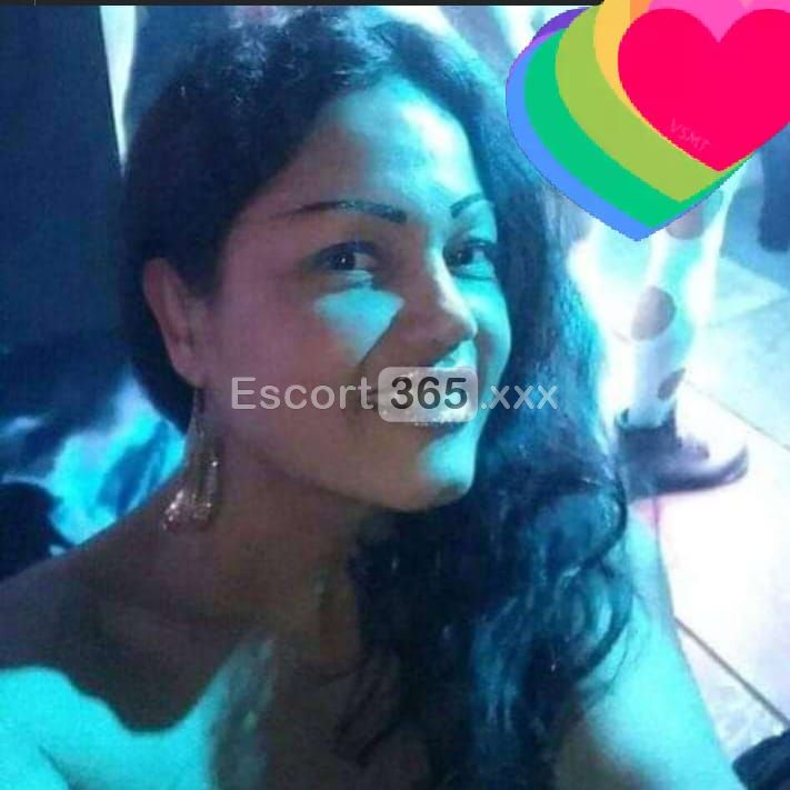Jennifer Pornostar: Insaziabile - Pornostar a Pescara - Foto 9