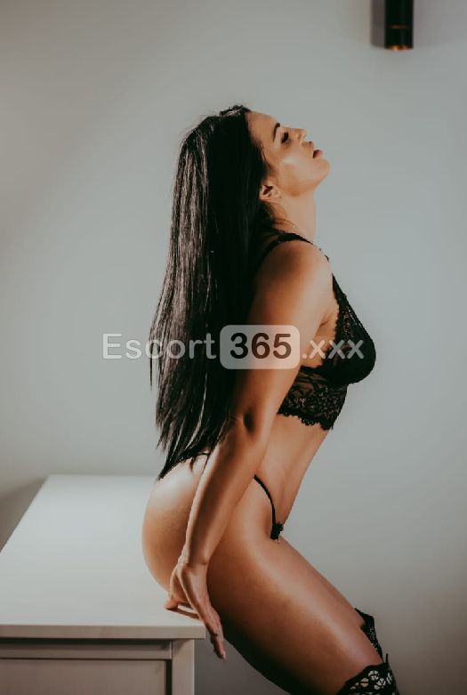 Anna: Vellutata e Autentica - Escort a Latina