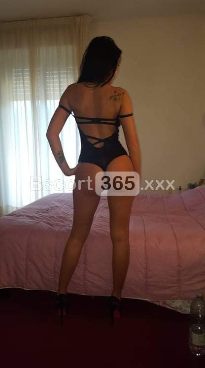 Morena Ungherese: Sexy e Statuaria - Escort a Rimini - Foto 3