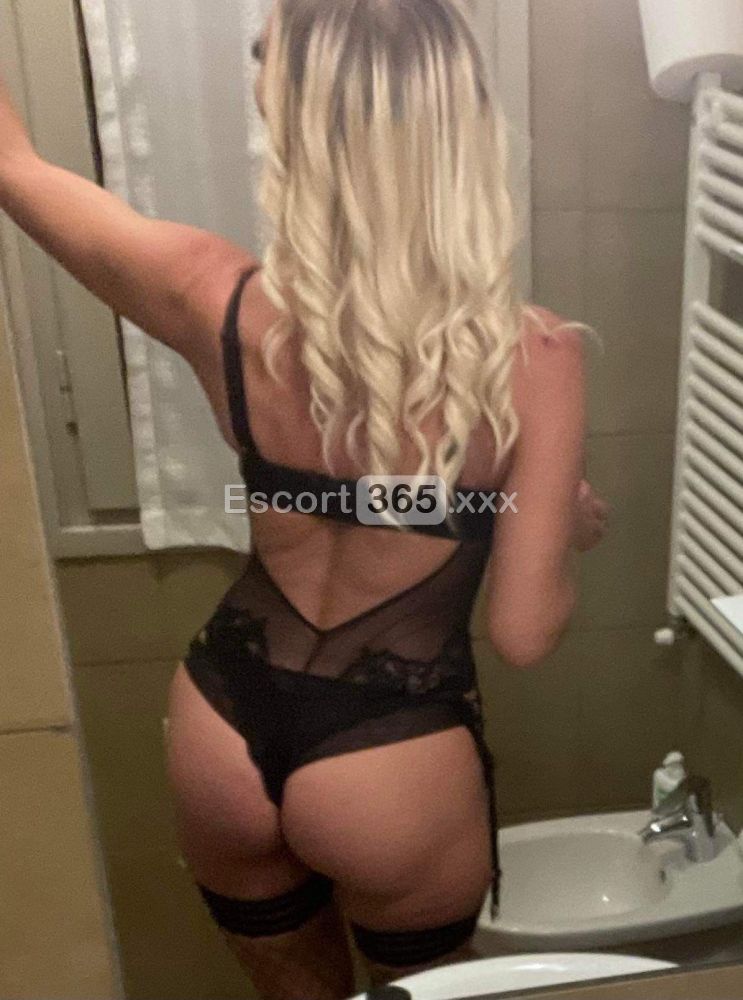 Stella: Intrigante e Raffinata - Vip Escort a Sondrio - Foto 28