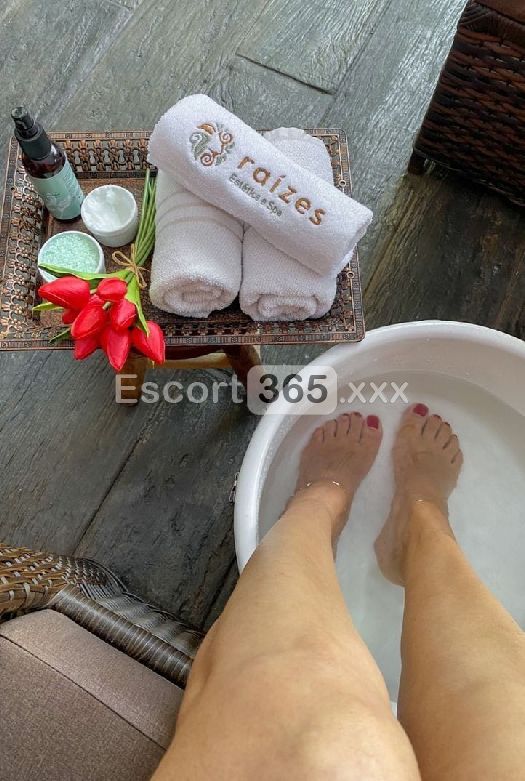 Pamela Italy: Raffinata - Massaggi Erotici a Savona