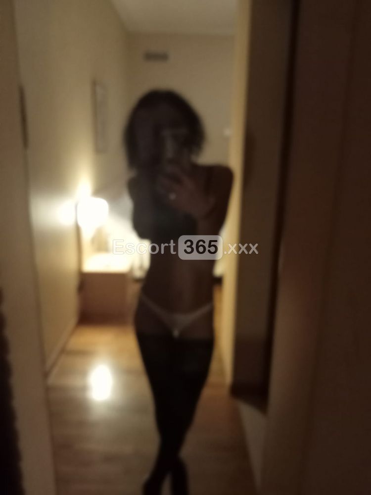 Adriana: Sensuale e Premurosa - Escort a Bergamo - Foto 5