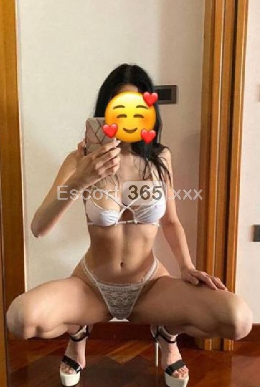 Aurora: Dolce e Intrigante - Escort a Milano - Foto 2