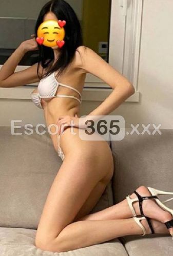 Aurora: Dolce e Intrigante - Escort a Milano - Foto 4