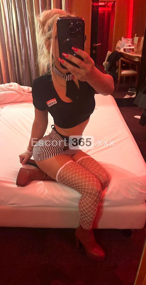 Mya Top Escort: Estrosa e Affettuosa - Vip Escort a Milano - Foto 1