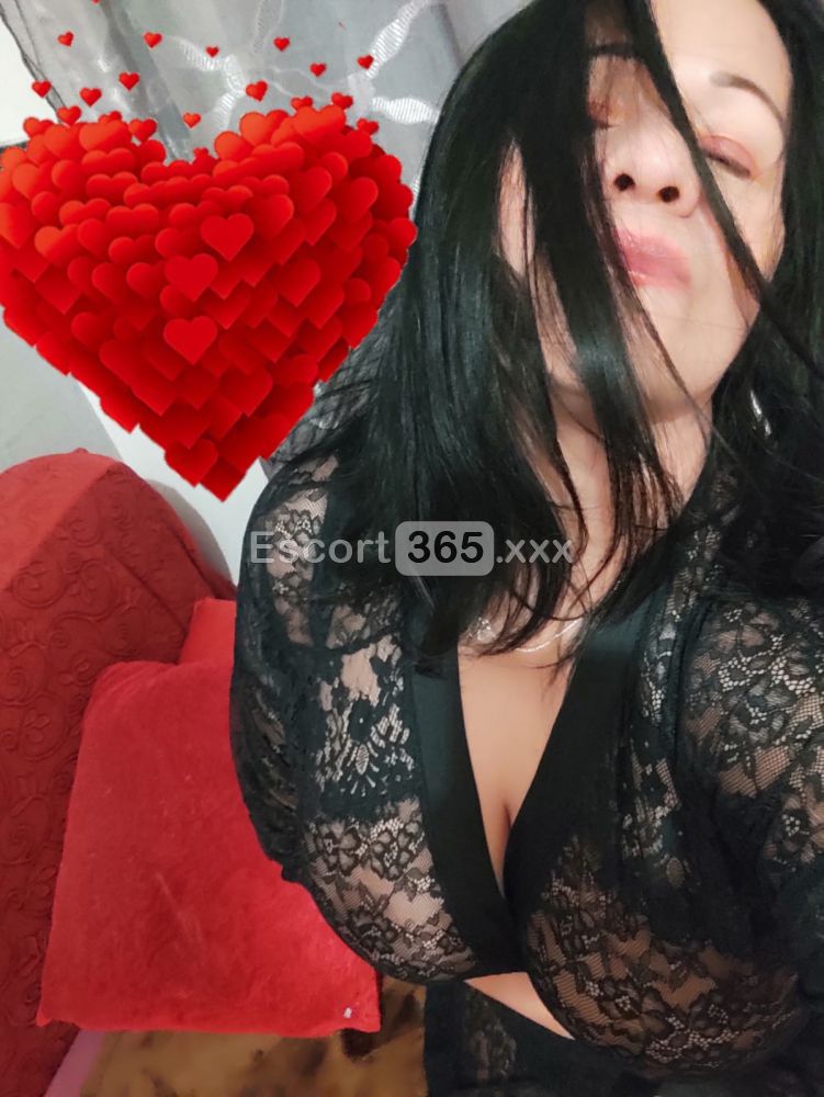 Mia Tettona Latina: Irresistibile e Calda - Escort a Milano - Foto 2