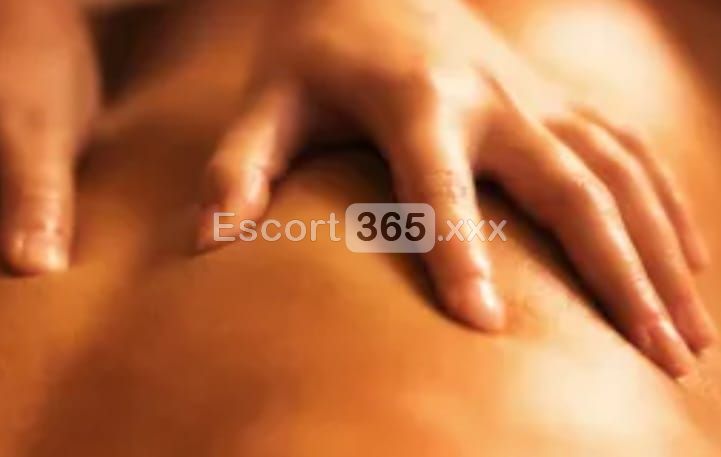 Iolanda: Dolce e Riservata - Massaggi Erotici a Acireale - Foto 1