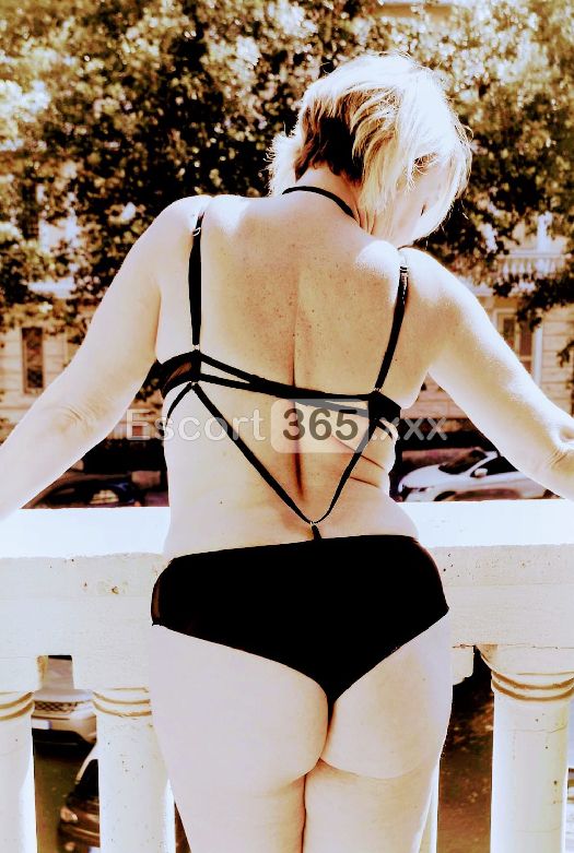 Diana: Disinibita e Coinvolgente - Escort a Roma