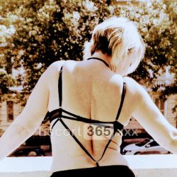 Diana: Disinibita e Coinvolgente Escort Latina: annunci, incontri e recensioni reali di Vip Escort, Escort, Pornostar, Trans, Massaggi, Mistress, Coppie e Orientali.