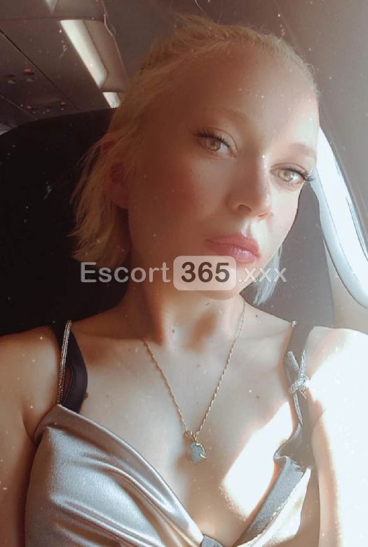 Angela: Raffinata e Solare - Escort a Milano