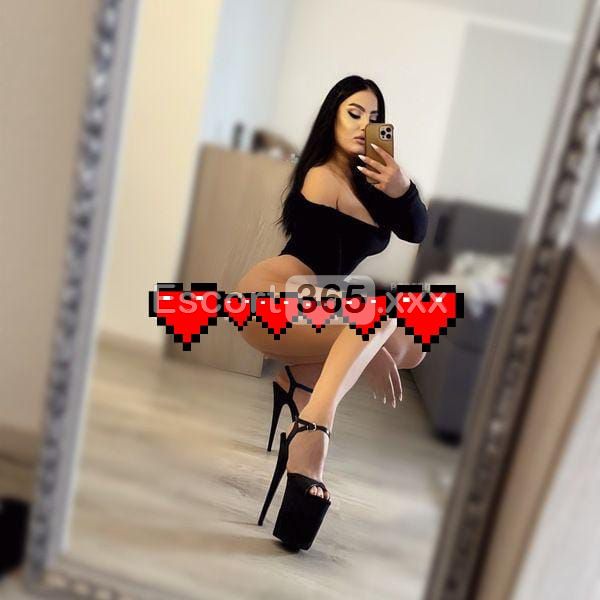 Klea: Esperta e Passionale - Escort a Firenze - Foto 5