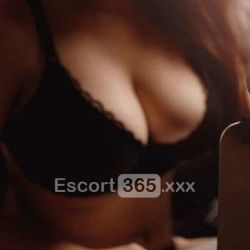 Miss Melania Escort San Severino Marche: annunci, incontri e recensioni reali di Vip Escort, Escort, Pornostar, Trans, Massaggi, Mistress, Coppie e Orientali.