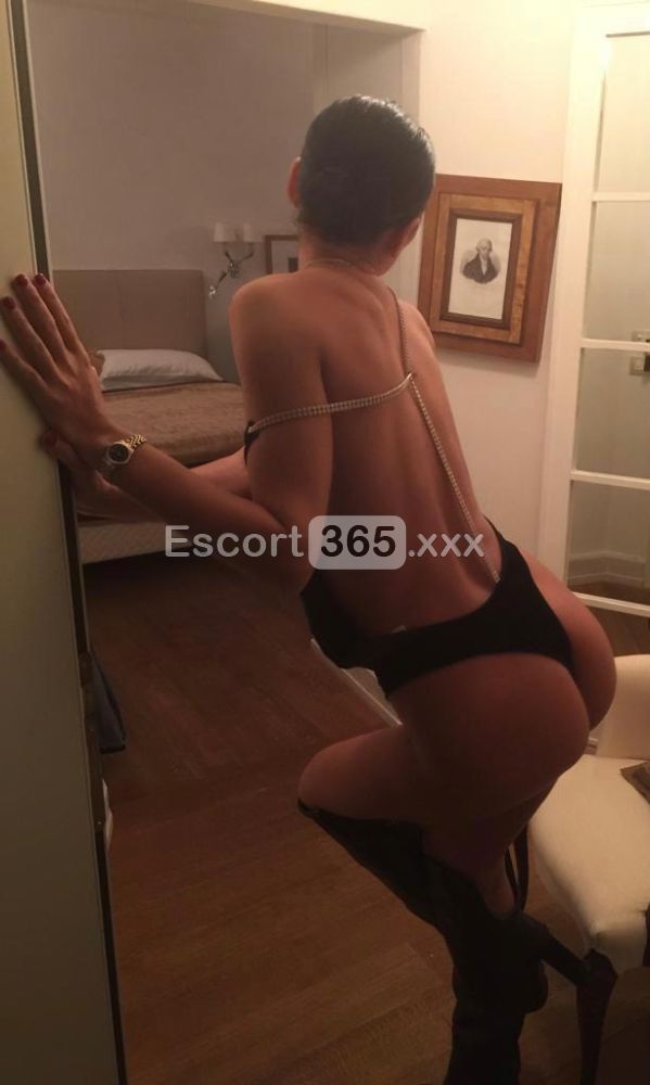 Martina: Elegante e Raffinata - Vip Escort a Cervia - Foto 1