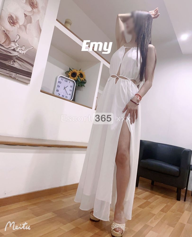 Azzurra, Lucky, Emy, Massaggiatrici - Massaggi Erotici a Milano - Foto 6