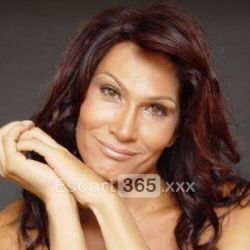 Yza Tx: Statuaria e Audace Escort Lucca: annunci, incontri e recensioni reali di Vip Escort, Escort, Pornostar, Trans, Massaggi, Mistress, Coppie e Orientali.