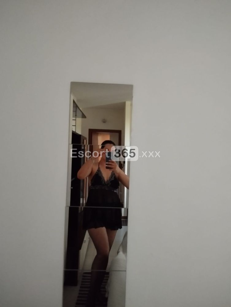 Aura: Empatica e Impeccabile - Escort a Castellanza - Foto 5