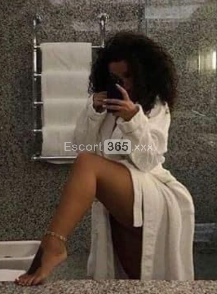 Erika: Dirompente e Appassionata - Escort a Roma - Foto 5