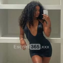 Erika: Dirompente e Appassionata Escort Latina: annunci, incontri e recensioni reali di Vip Escort, Escort, Pornostar, Trans, Massaggi, Mistress, Coppie e Orientali.