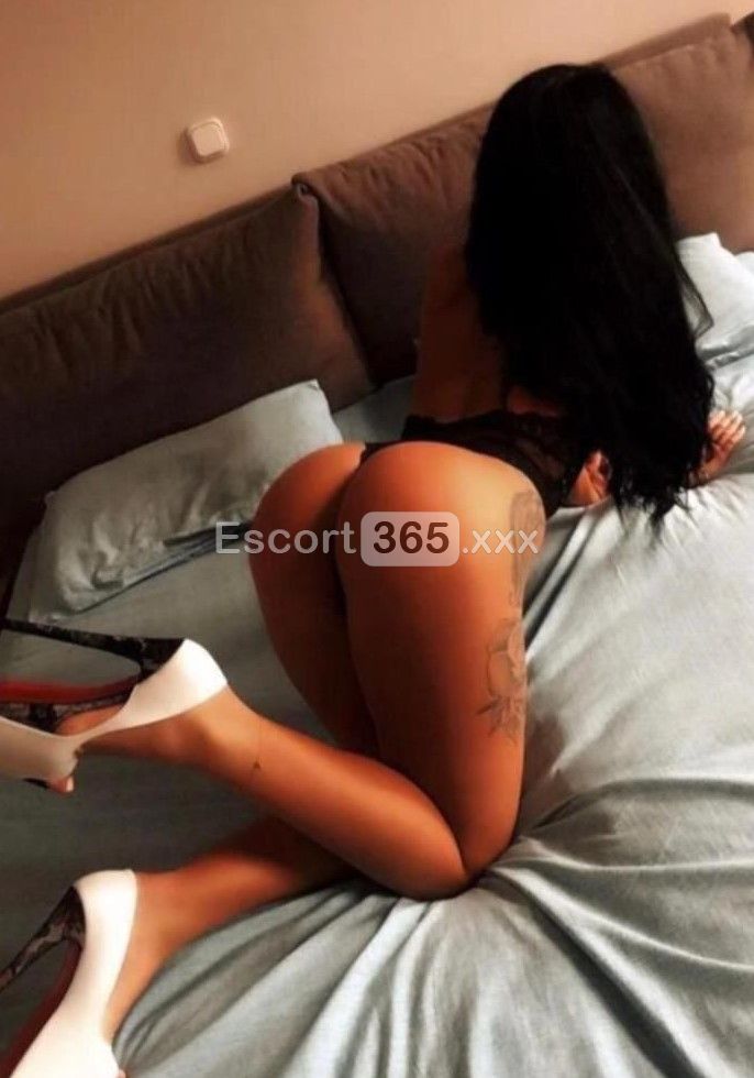 Melissa: Avvenente e Disponibile - Escort a Desenzano del Garda - Foto 2