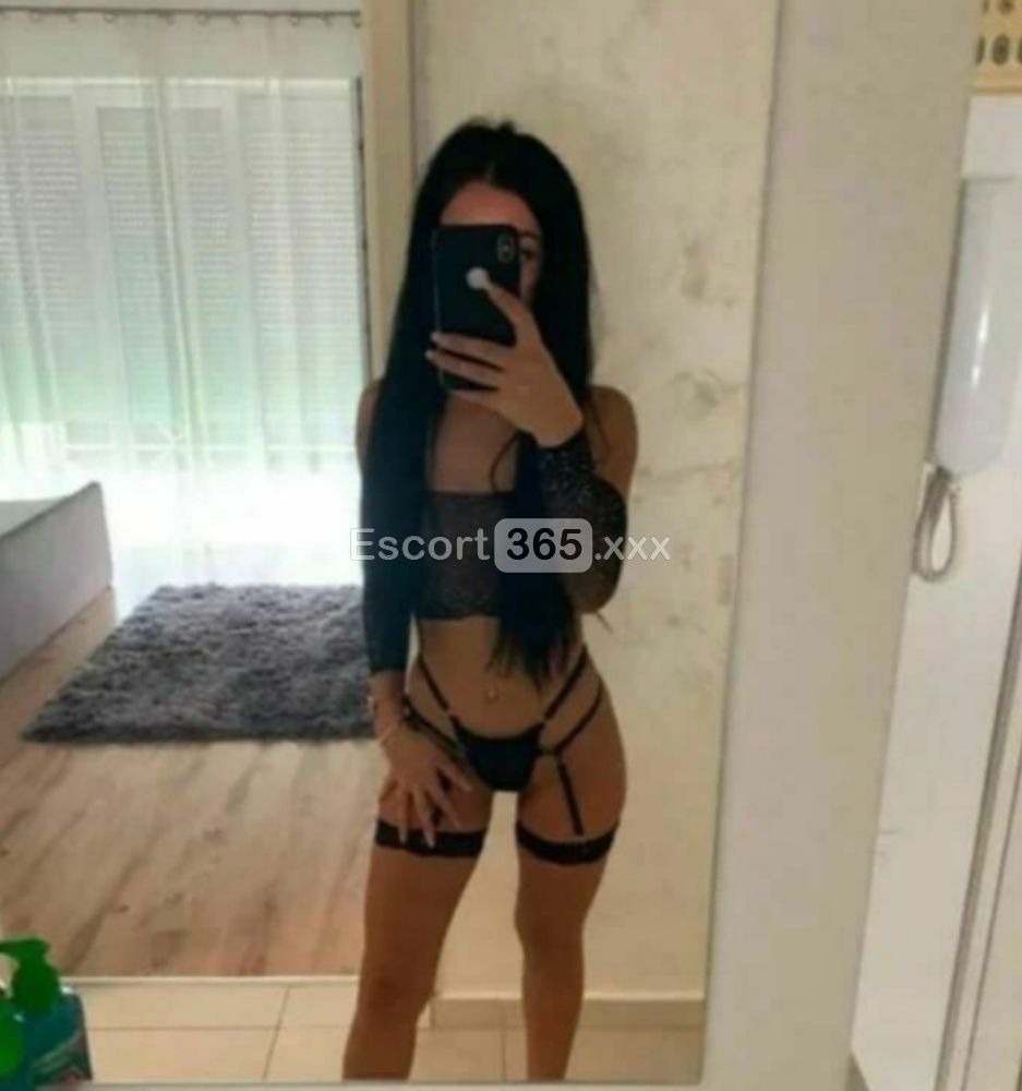 Iza: Impetuosa e Carismatica - Escort a Fano - Foto 2