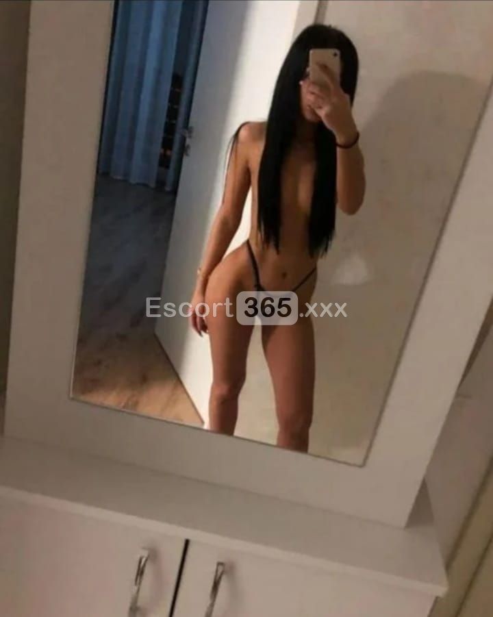 Iza: Impetuosa e Carismatica - Escort a Fano - Foto 4
