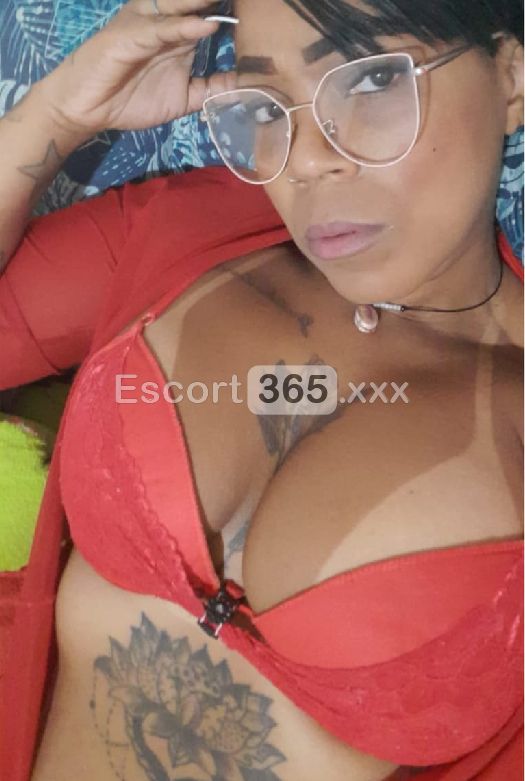 Ramona: Maliziosa e Travolgente - Escort a Viareggio - Foto 12