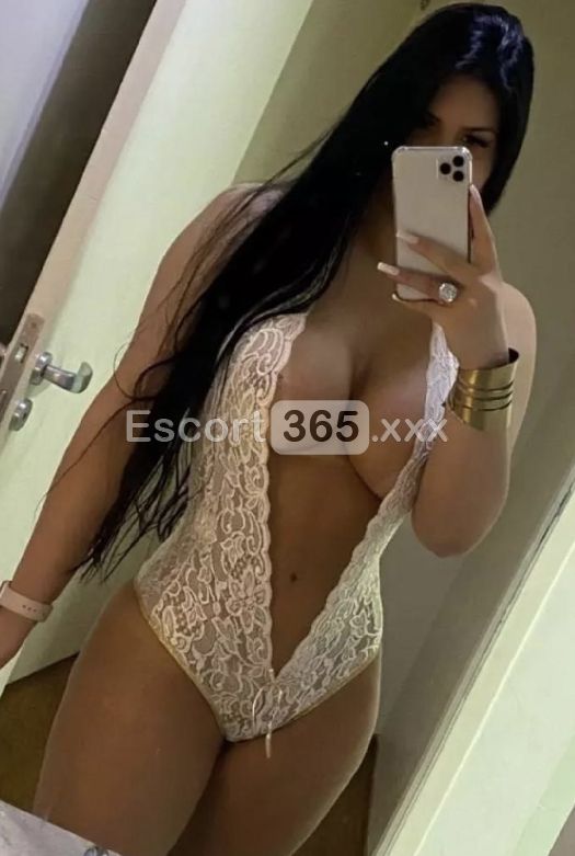 Kesia: Armoniosa e Suggestiva - Massaggi Erotici a Roma