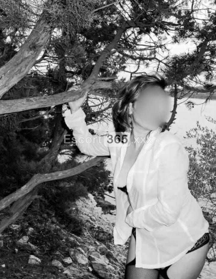 Gina: Sapiente e Distinta - Massaggi Erotici a Olbia - Foto 10