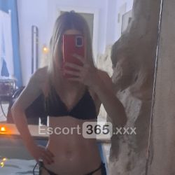 Eva: Esclusiva e Rigenerante Escort Giugliano in Campania: annunci, incontri e recensioni reali di Vip Escort, Escort, Pornostar, Trans, Massaggi, Mistress, Coppie e Orientali.