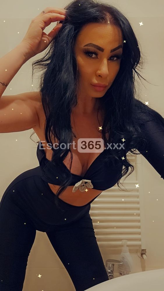 Jennifer: Affascinante e Rilassata - Vip Escort a Bergamo - Foto 7