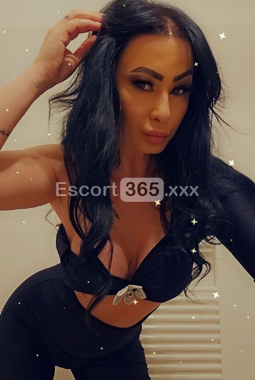 Jennifer: Affascinante e Rilassata - Vip Escort a Bergamo
