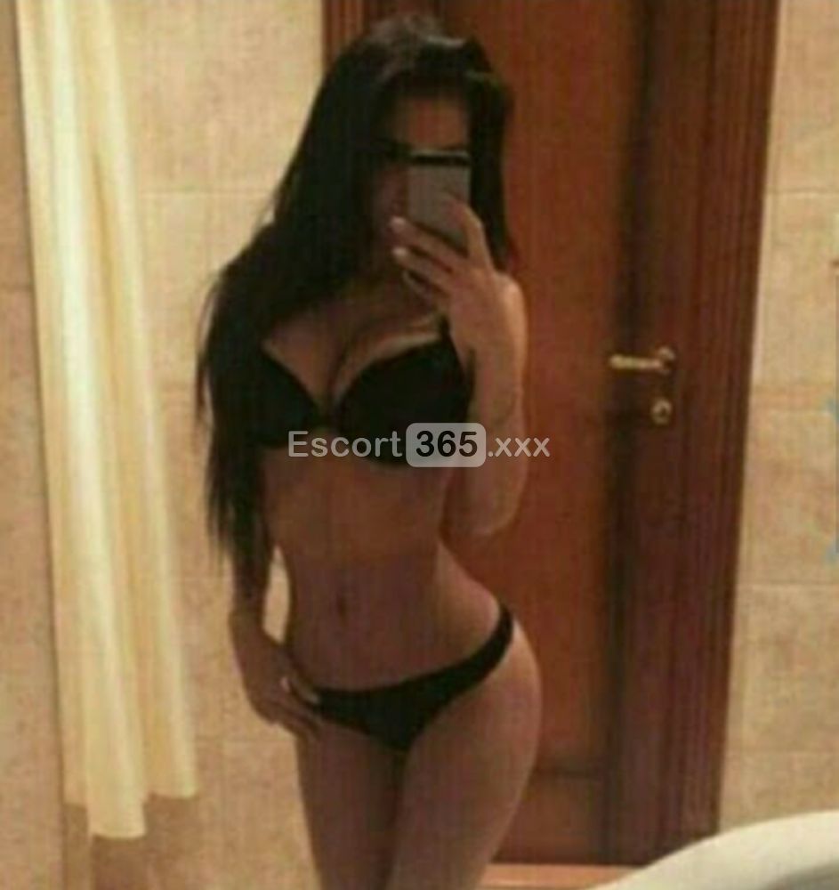 Gina: Desiderio Assoluto - Escort a Foligno - Foto 1