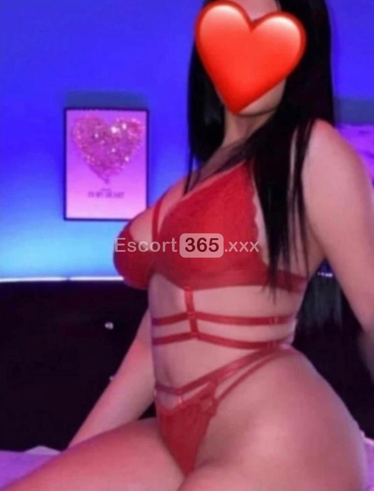 Analisa: Giovanissima e Snella - Escort a Avellino - Foto 3