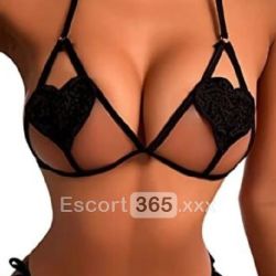 Debora: Passionale e Sensuale Escort Pomezia: annunci, incontri e recensioni reali di Vip Escort, Escort, Pornostar, Trans, Massaggi, Mistress, Coppie e Orientali.