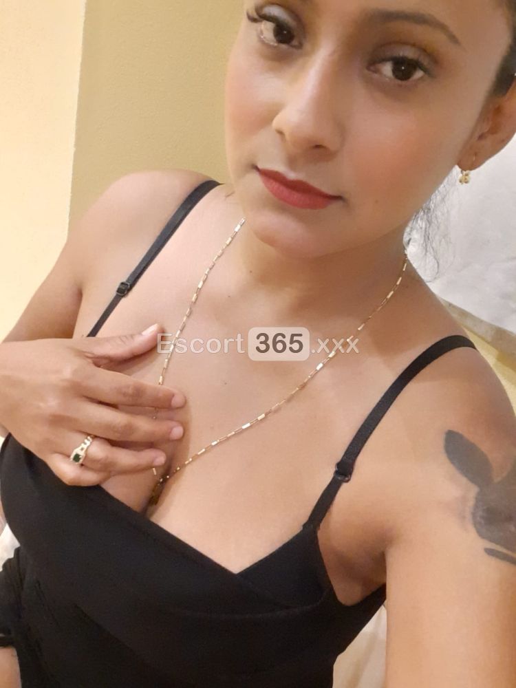 Mia: Spettacolare e Intrigante - Escort a Milano - Foto 2