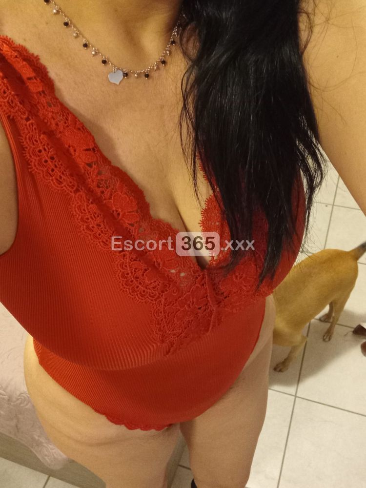 Ilaria: Passionale e Sensuale - Escort a Venezia - Foto 11